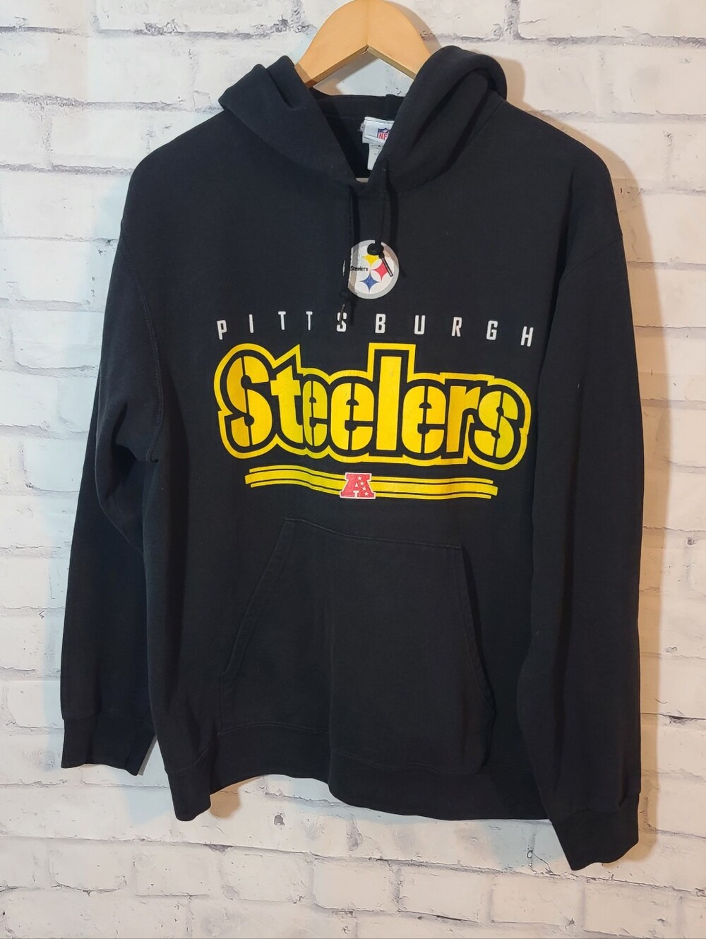NFL Team Apparel Pittsburgh Steelers Black/Yellow Pullover Hoodie L